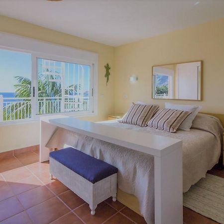 Villa In Protected Space In Front Of The Sea Los Realejos Extérieur photo