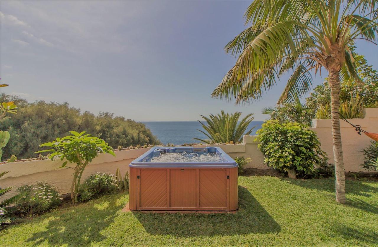 Villa In Protected Space In Front Of The Sea Los Realejos Extérieur photo