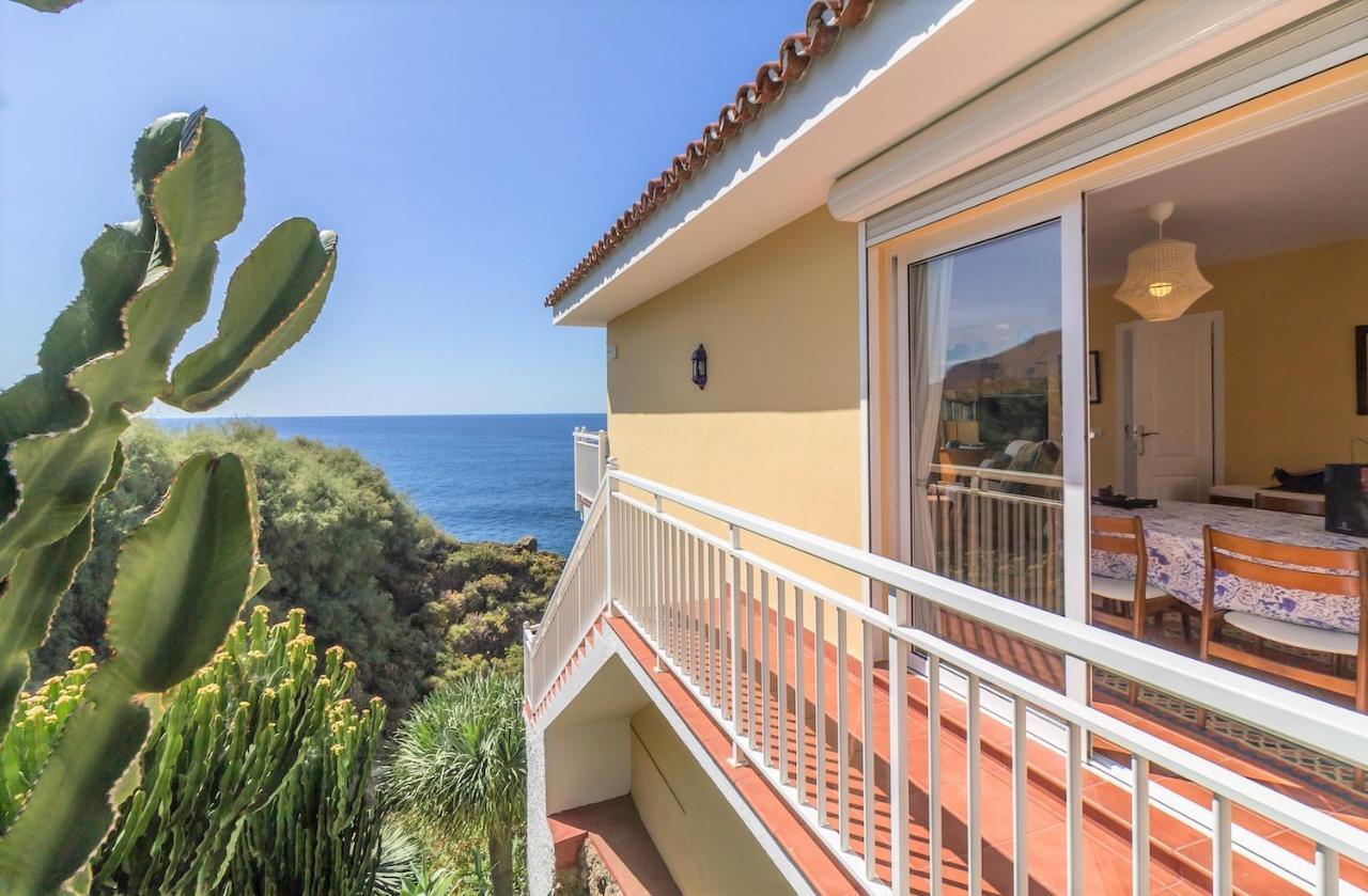 Villa In Protected Space In Front Of The Sea Los Realejos Extérieur photo